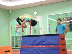 -小小运动馆(浦江店)