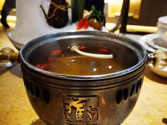 -雍和会海鲜姿造自助(湖东路店)