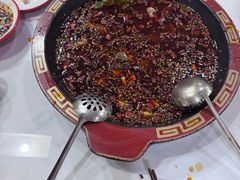 -烧哥美蛙肥肠鱼火锅·十五年社区店