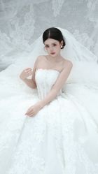 -艺憬婚纱礼服·造型(二七万达店)