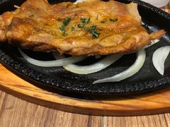 -玛格萝妮(汇智国际商业中心店)