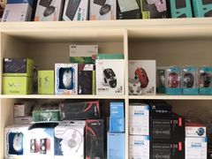 -鸿准通信科技·忠诚手机电脑维修中心(三林店)