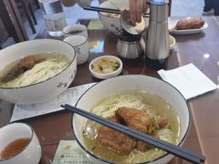 -百年老字号·观振兴蟹黄面·三虾面·苏式面(观前街富仁坊巷店)