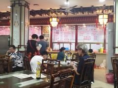 大堂-龙老五汤店(站前西路店)