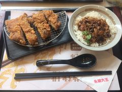 酥嫩鸡腿排卤肉FUN单人餐-永和大王(杨高中路店)