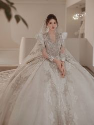 -艾米丽婚纱礼服