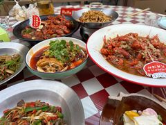 -川流不息·地道川菜·小龙虾(新松江路店)