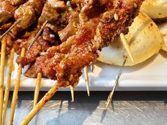 -卞二小串·鹤岗烧烤·坑烤(永定路店)