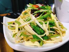 -牛鲜盛齐齐哈尔烤肉(曹路店)