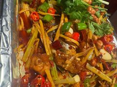 -愿者上钩·纸包鱼(翻身店)