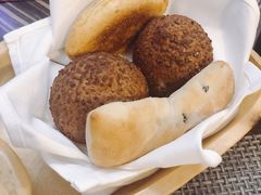 面包篮-小莫餐厅And More Restaurant西餐(北京展览馆店)
