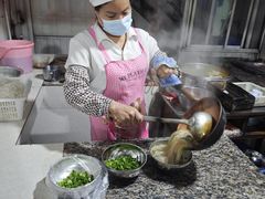-正宗杨记普洱酸醋米线(总店)