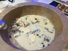 蒸汽石锅鱼-云中鱼蒸汽石锅鱼(川沙百联店)