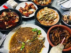 -老闵田螺馆·南昌市井菜·特色小吃(总店)