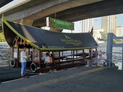 -阿瓦尼河滨曼谷酒店