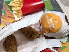 -麦当劳(轻轨曹杨路店)