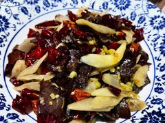 -三湘四水正宗湘菜(君峰路店)