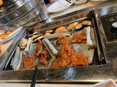 -爱客得牛排海鲜烤肉·火锅自助(春熙路黑金好店)