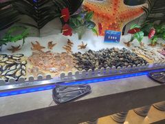 -锤头鲨毛肚海鲜烤肉自助餐厅(国购广场店)
