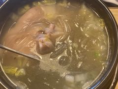 招牌猪爪砂锅-大佬李砂锅(钱江财富广场店)