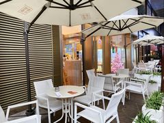 露天位-奈雪的茶(时代天街店)