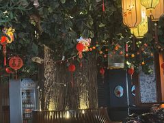 -八府香鸭·啫啫煲(华山路店)