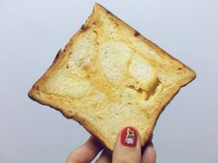 咸蛋黄千层吐司-喜茶(北京三里屯太古里店)