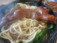 猪脚砂锅面-小义乌砂锅拉面(海事共享区店)