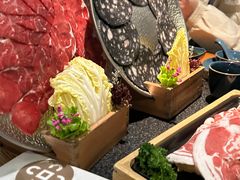 -湊湊火锅·茶憩(南京东路悦荟店)