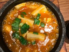 -云海肴·汽锅鸡·云南菜(天山百盛优客店)