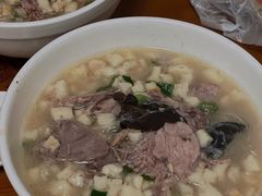 牛肉泡馍-刘信牛羊肉小炒泡馍(回民街店)