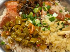 -梁阿婆廿年老牌扣肉糯米饭