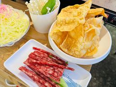 -三人行骨头王火锅(长寿店)