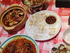 -辣小鲜·南昌大排档(船山路店)