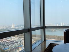 -湖景知味西餐厅•自助餐• 轻食(南京金茂威斯汀大酒店)