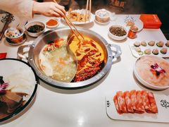 -大龙燚火锅(天安云谷店)