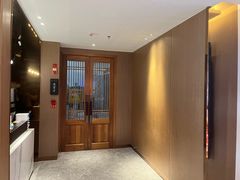 -忆江南·临江鱼馆