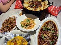 -百味地锅鸡(二店·财校分店)