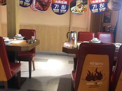 大堂-辣得叫湘菜(四明店)