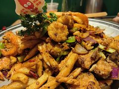 -炭舍干锅·烤鱼(扬名广场店)