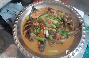 River Fish Hot Pot
