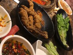 番茄鸳鸯锅-小龙坎老火锅(北京三里屯店)