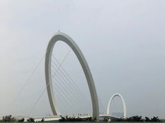 -南京眼步行桥