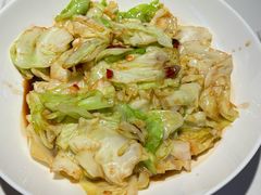 -阿瓦山寨·湘菜现炒·剁椒鱼头王(咸阳总店)