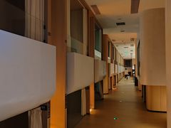 -涨巢·潮玩水疗局