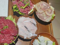 -贵府酸汤牛肉火锅·贵州老字号(飞山街店)