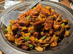 干锅肥肠排骨-六月雪干锅(绵阳凯德广场店)