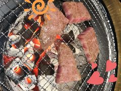 -山川小町·极番烧肉(新地假日广场店)