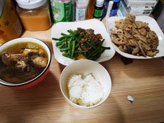 -鲸育宝宝月嫂(徐汇店)