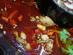 美蛙鱼头红汤锅底-味仙疯美蛙鱼头(清扬路总店)